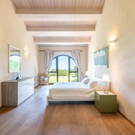 Falco Villa Trequanda