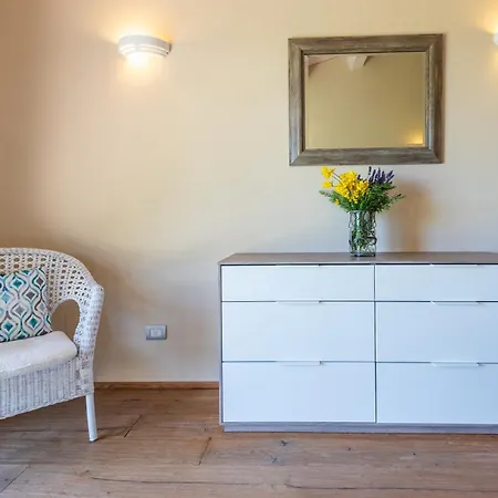 Falco Villa Trequanda